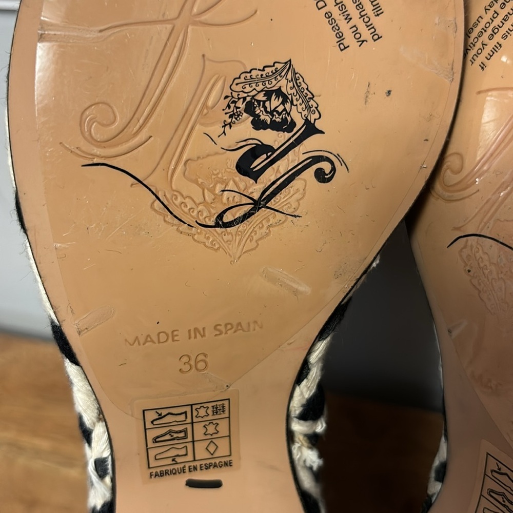 Stylish, Free People platform shoes NWOB - Picture 8 of 8
